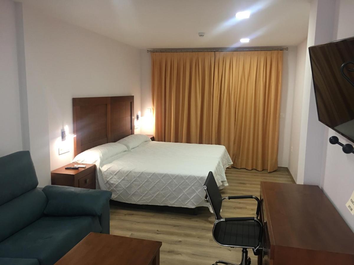 - Restaurante Playa Azul Guest house Villaricos