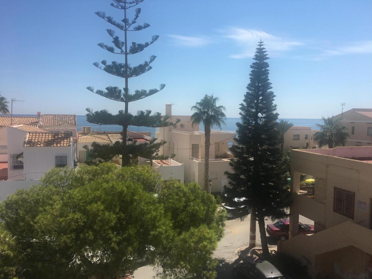 - Restaurante Playa Azul Guest house Villaricos